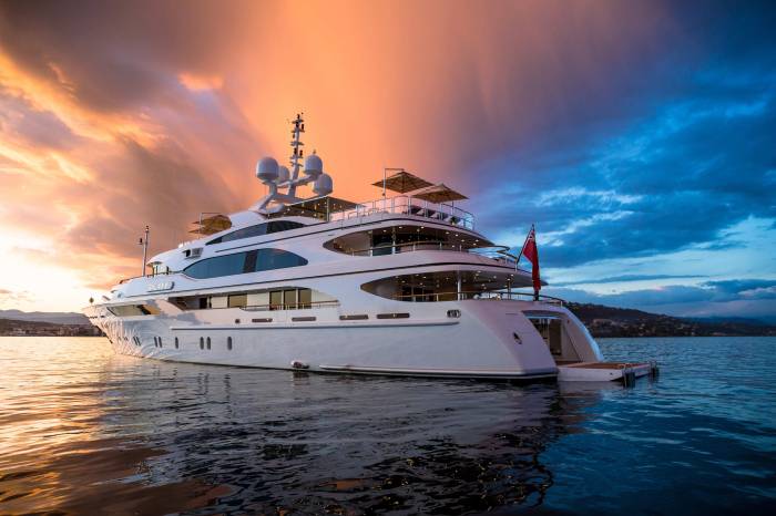 Leading Superyacht Photographer Jeff Brown | CHARTERWORLD Luxury Yacht ...